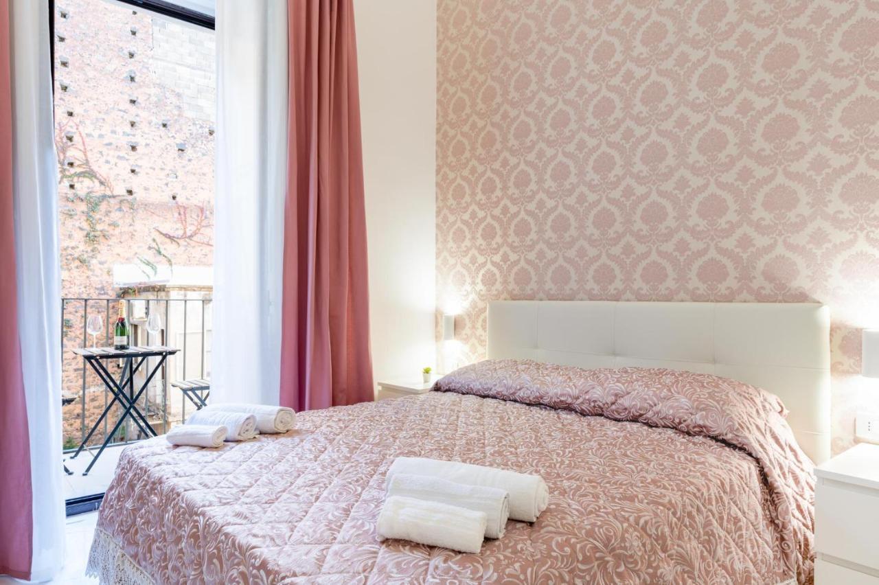 カターニア Palazzobellini Bed & Breakfast エクステリア 写真