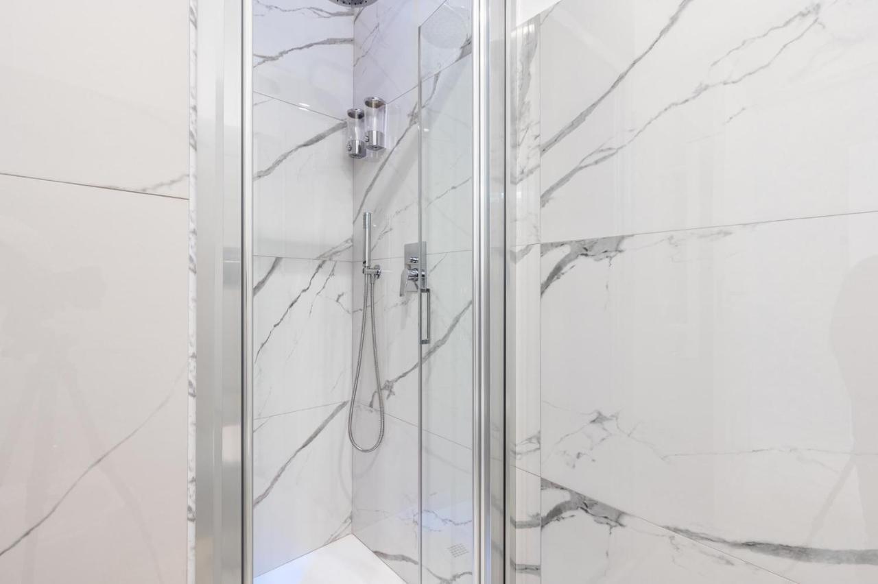カターニア Palazzobellini Bed & Breakfast エクステリア 写真