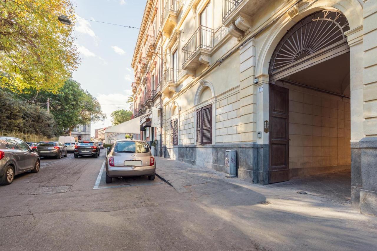 カターニア Palazzobellini Bed & Breakfast エクステリア 写真