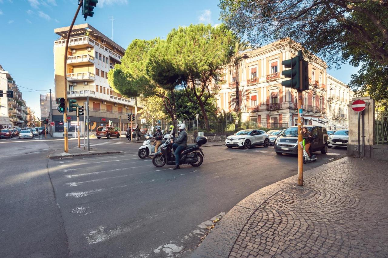 カターニア Palazzobellini Bed & Breakfast エクステリア 写真