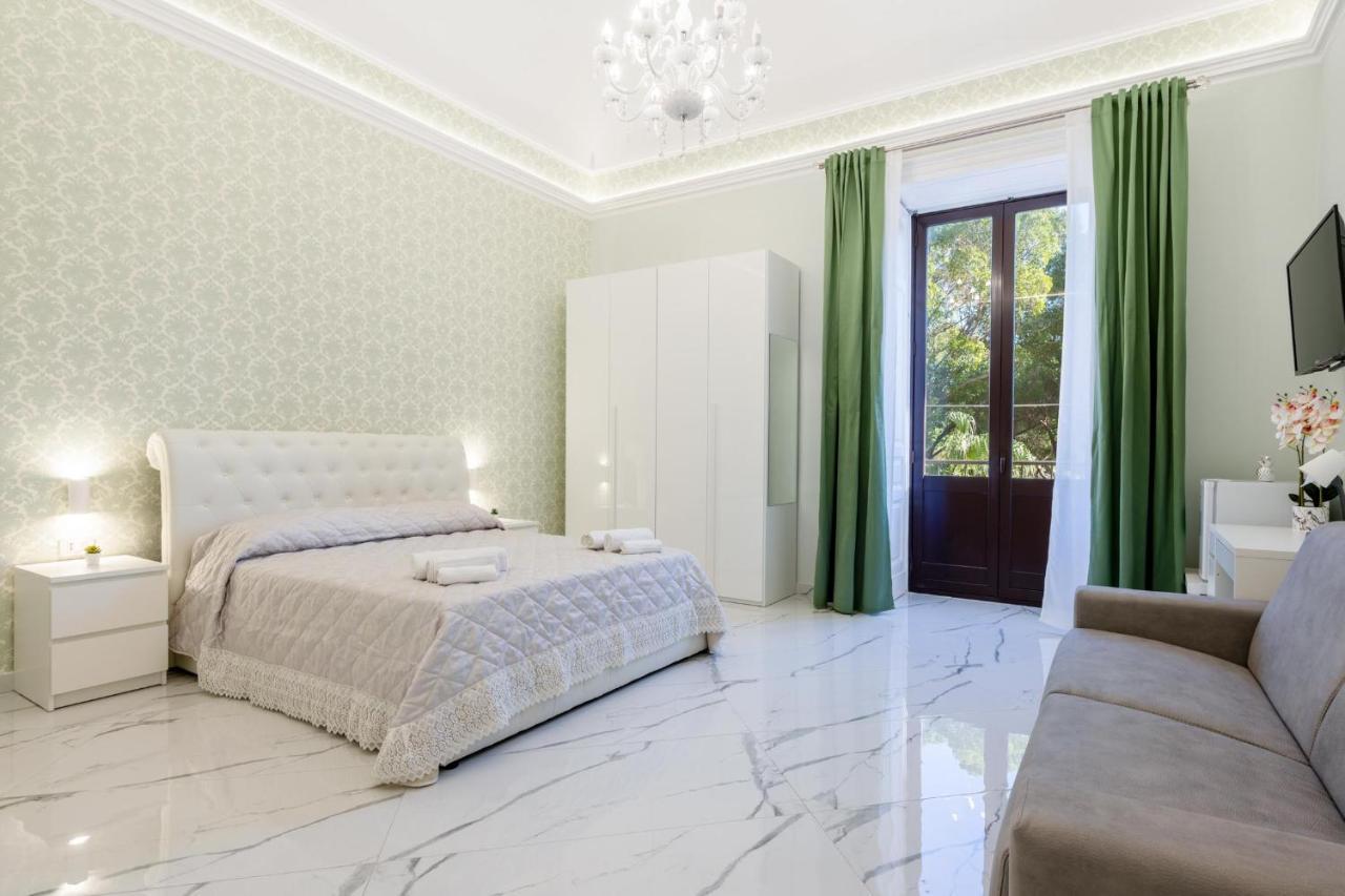 カターニア Palazzobellini Bed & Breakfast エクステリア 写真