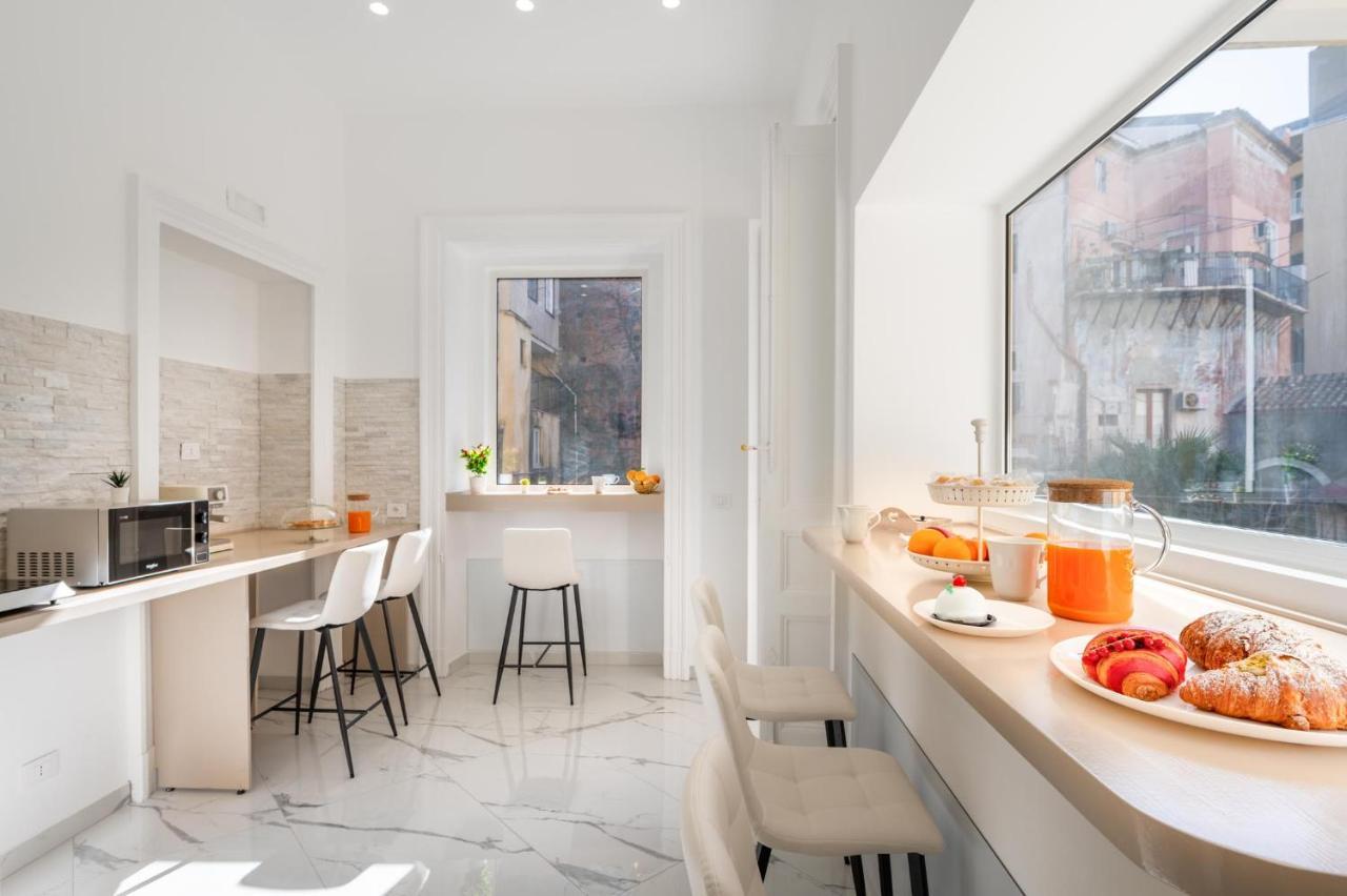 カターニア Palazzobellini Bed & Breakfast エクステリア 写真